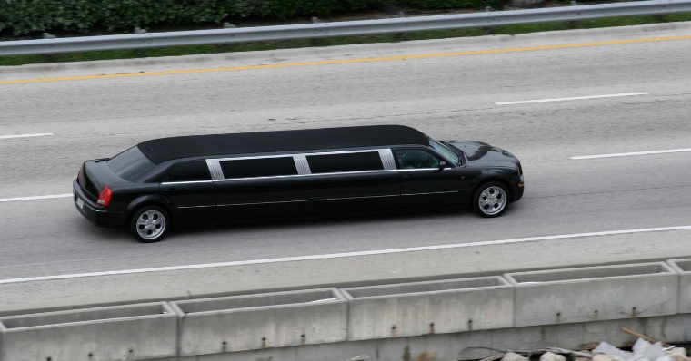Experience-the-limousine-service